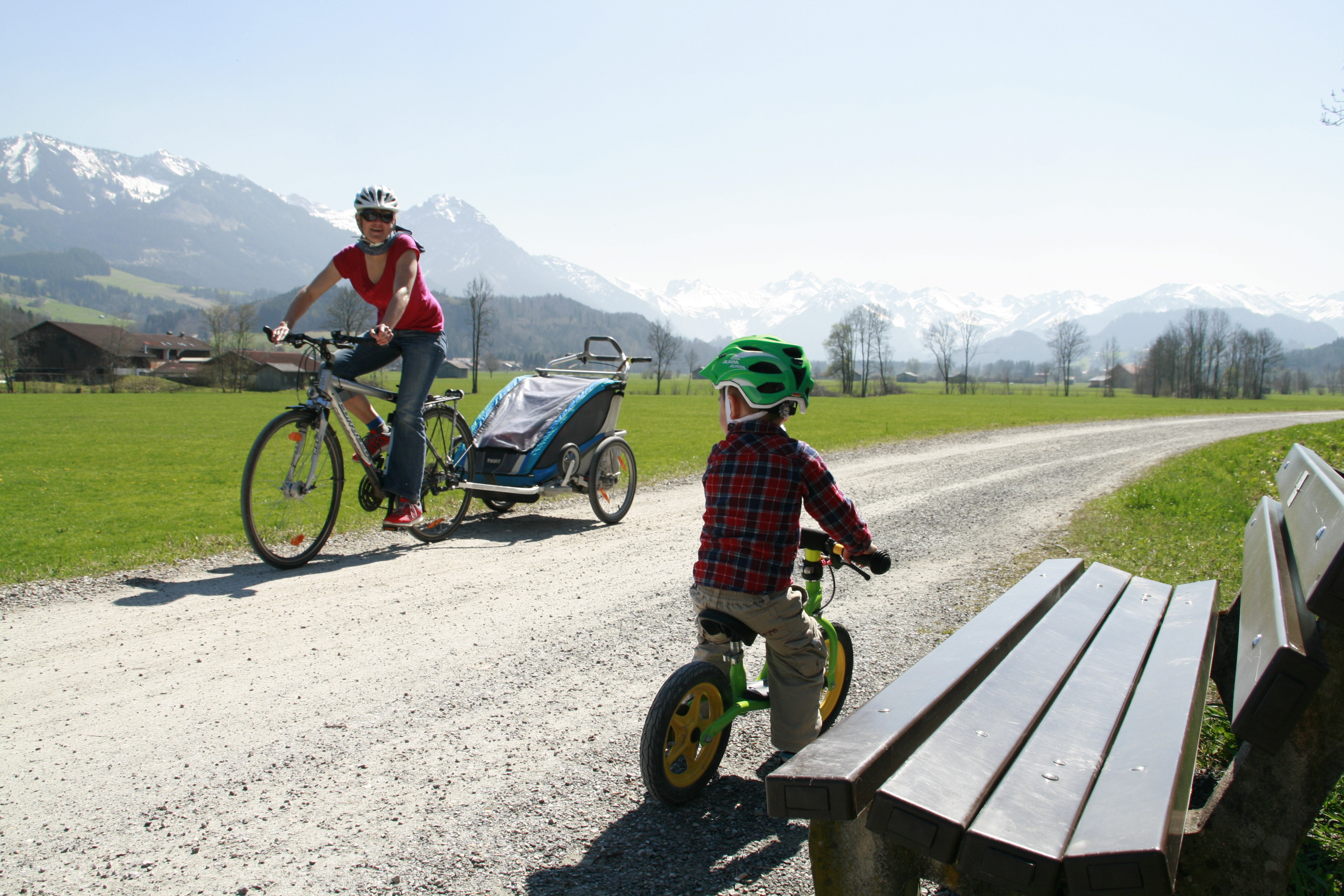 Mit dem Fahrrad auf dem Illerradweg Mit dem Fahrrad auf dem Illerradweg