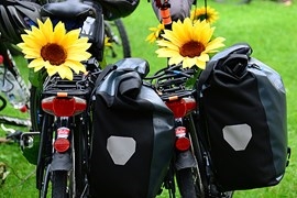 Die Stadt Sonthofen setzt voll und ganz auf das Fahrrad als innerstädtisches Verkehrsmittel und optimiert Schritt für Schritt die entsprechende Infrastruktur Die Stadt Sonthofen setzt voll und ganz auf das Fahrrad als innerstädtisches Verkehrsmittel und optimiert Schritt für Schritt die entsprechende Infrastruktur